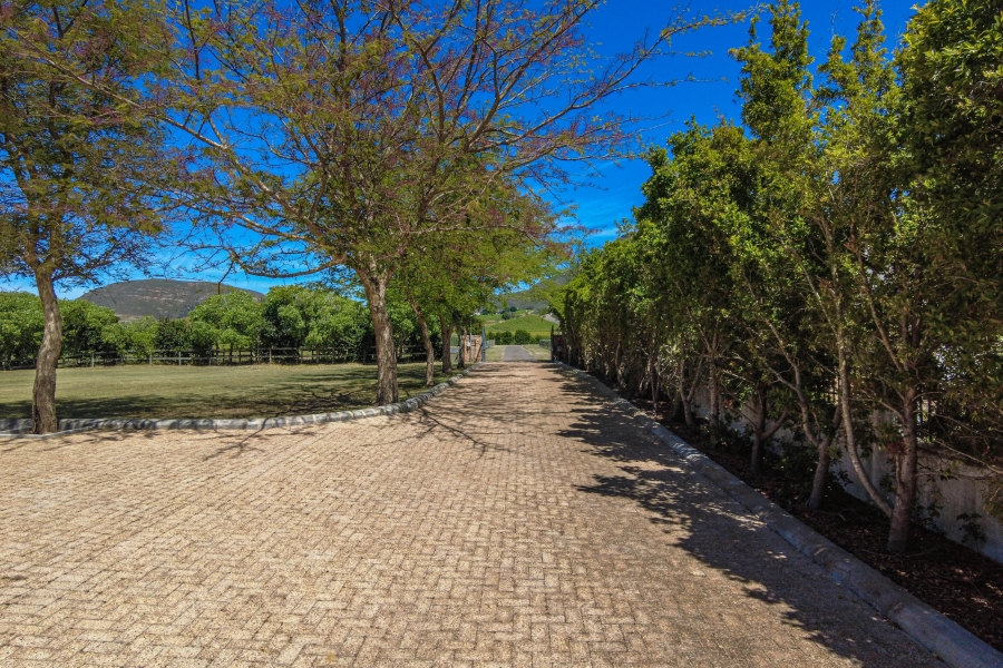 4 Bedroom Property for Sale in Riebeek Kasteel Western Cape